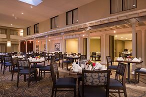 DoubleTree by Hilton Hotel Laurel