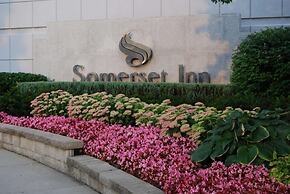 Somerset Inn