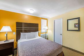 Econo Lodge Beach and Boardwalk