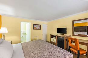 Econo Lodge Beach and Boardwalk