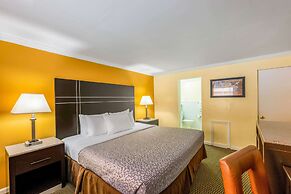 Econo Lodge Beach and Boardwalk