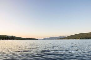 Days Inn by Wyndham Queensbury/Lake George