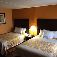 Days Inn by Wyndham Queensbury/Lake George