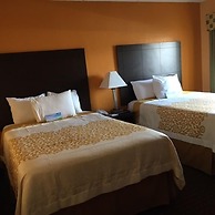 Days Inn by Wyndham Queensbury/Lake George