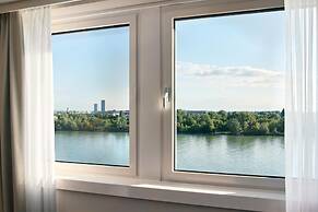 Hilton Vienna Waterfront