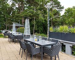 Hilton Cobham