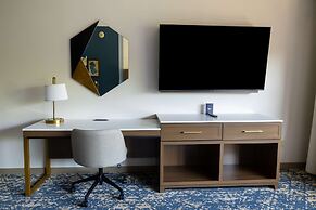 DoubleTree by Hilton Tinton Falls - Eatontown