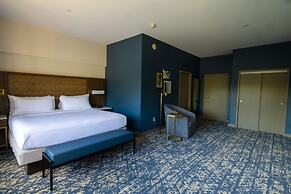 DoubleTree by Hilton Tinton Falls - Eatontown