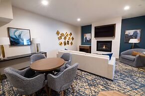 DoubleTree by Hilton Tinton Falls - Eatontown