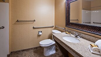 Best Western Plus North Canton Inn & Suites