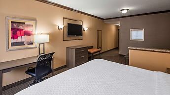Best Western Plus North Canton Inn & Suites