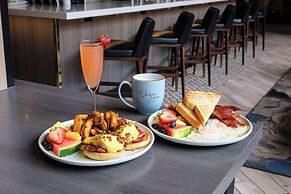 Delta Hotels by Marriott Calgary South