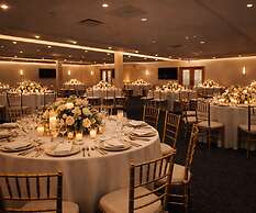 Delta Hotels by Marriott Calgary South