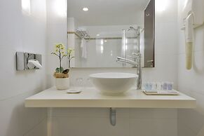 Sharon Hotel Herzliya