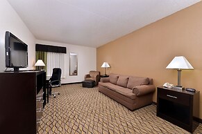 Quality Inn & Suites Matteson near I-57