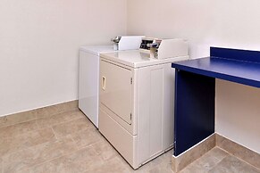 Quality Inn & Suites Matteson near I-57