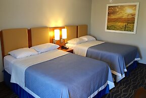 Days Inn & Suites by Wyndham Cincinnati North