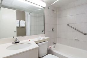 Days Inn by Wyndham Columbus East Airport