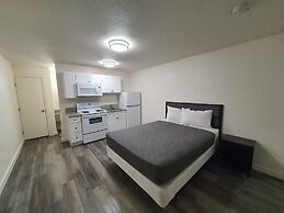 Ocotillo Apartments & Hotel