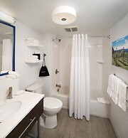 Hampton Inn Long Island / Commack