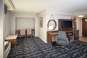 Hampton Inn Long Island / Commack