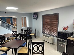 Days Inn by Wyndham Muncie -Ball State University