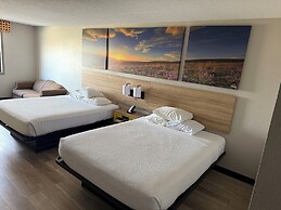 Days Inn by Wyndham Muncie -Ball State University