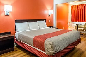 Motel 6 Saraland, AL