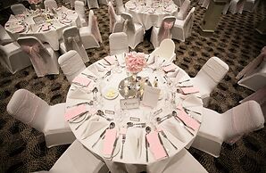 Holiday Inn Leeds Garforth by IHG