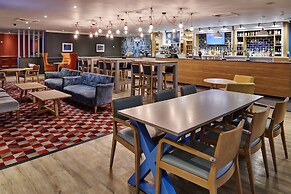 Holiday Inn Leeds Garforth by IHG