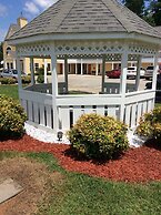 Days Inn by Wyndham Cornelia