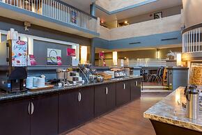 Best Western Plus Village Park Inn