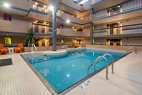 Best Western Plus Village Park Inn