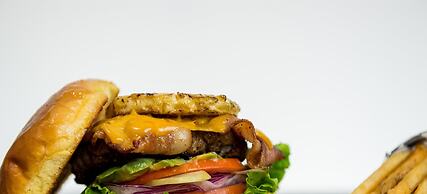 Best Western Plus Village Park Inn