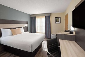 Travelodge by Wyndham Perry National Fairgrounds Area I-75