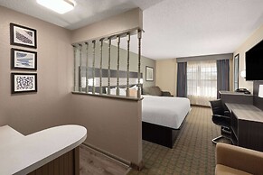 Travelodge by Wyndham Perry National Fairgrounds Area I-75