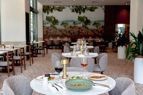 Amora Hotel Brisbane