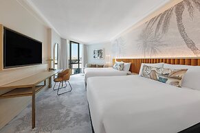 Amora Hotel Brisbane