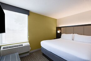 Holiday Inn Express Ramsey-Mahwah, an IHG Hotel