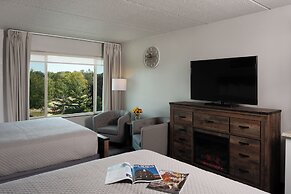 Harbor Shores on Lake Geneva