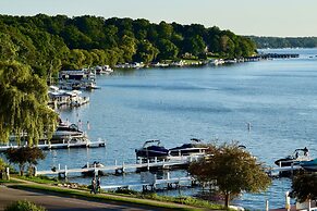 Harbor Shores on Lake Geneva