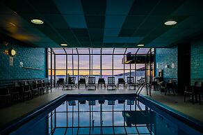 Harbor Shores on Lake Geneva