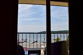 Harbor Shores on Lake Geneva