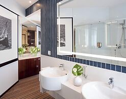 Starhotels President