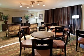 Crowne Plaza Columbus North- Worthington by IHG
