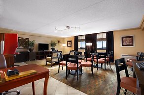 Crowne Plaza Columbus North- Worthington by IHG