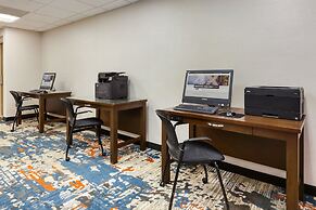 Crowne Plaza Columbus North- Worthington by IHG