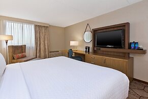 Crowne Plaza Columbus North- Worthington by IHG