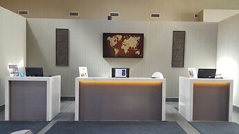 Radisson Hotel & Conference Centre West Edmonton