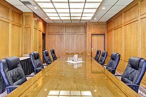 Radisson Hotel & Conference Centre West Edmonton